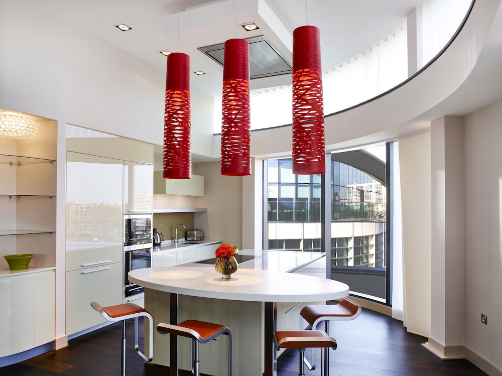 Cheval Three Quays 45/56