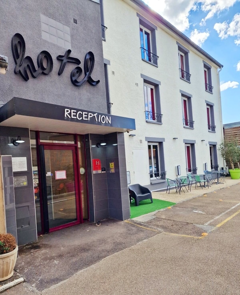 Logis Hotel Du Cirque 61/73