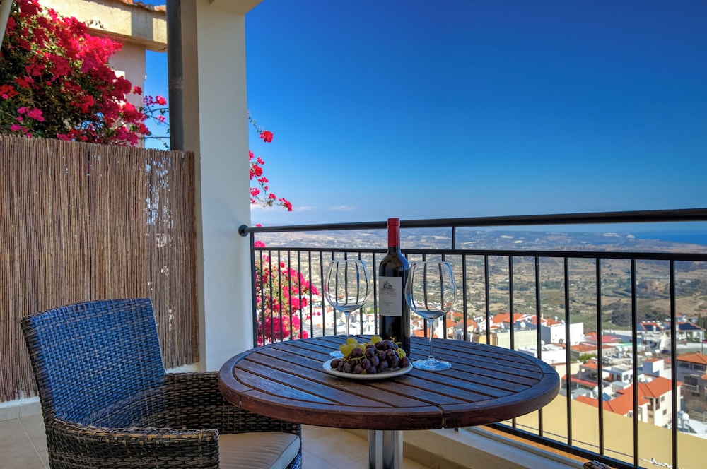 Hill View Hotel Apartments 35/50