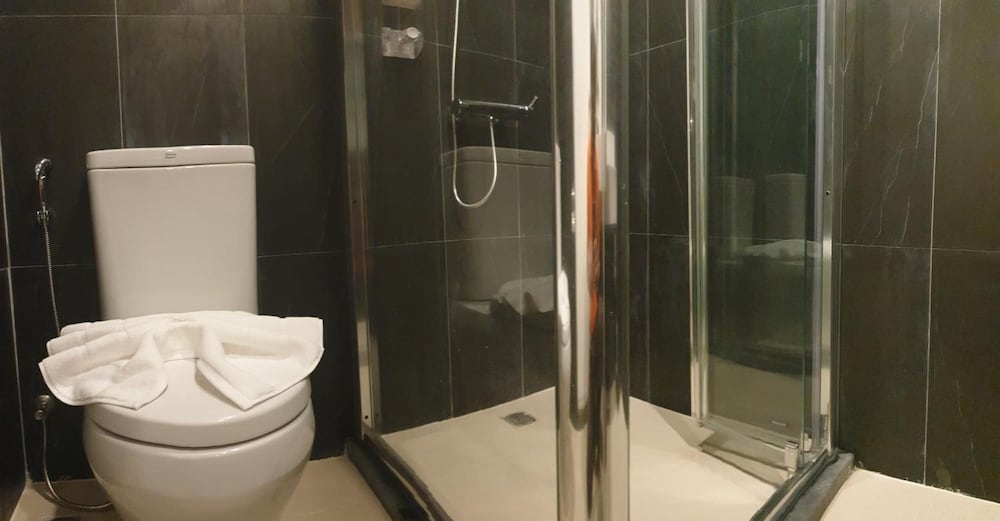 Vinary Hotel Bangkok 29/30
