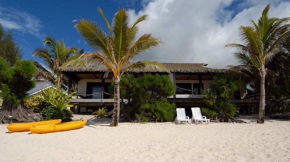 Rendezvous Villas 15/17