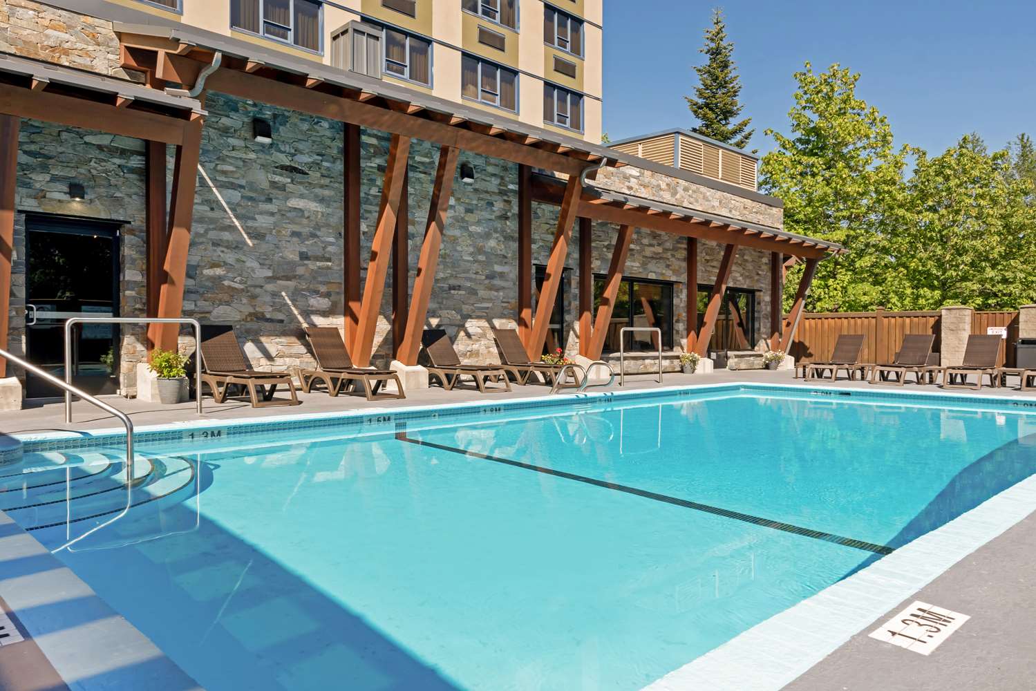 Best Western Plus Barclay Hotel 19/33