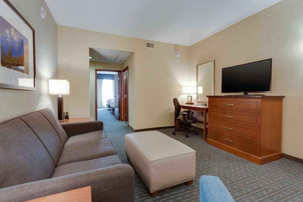 Drury Inn and Suites Phoenix Chandler Fashion Center 25/50