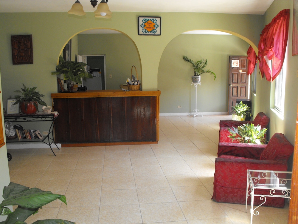 Verney House Resort 7/32
