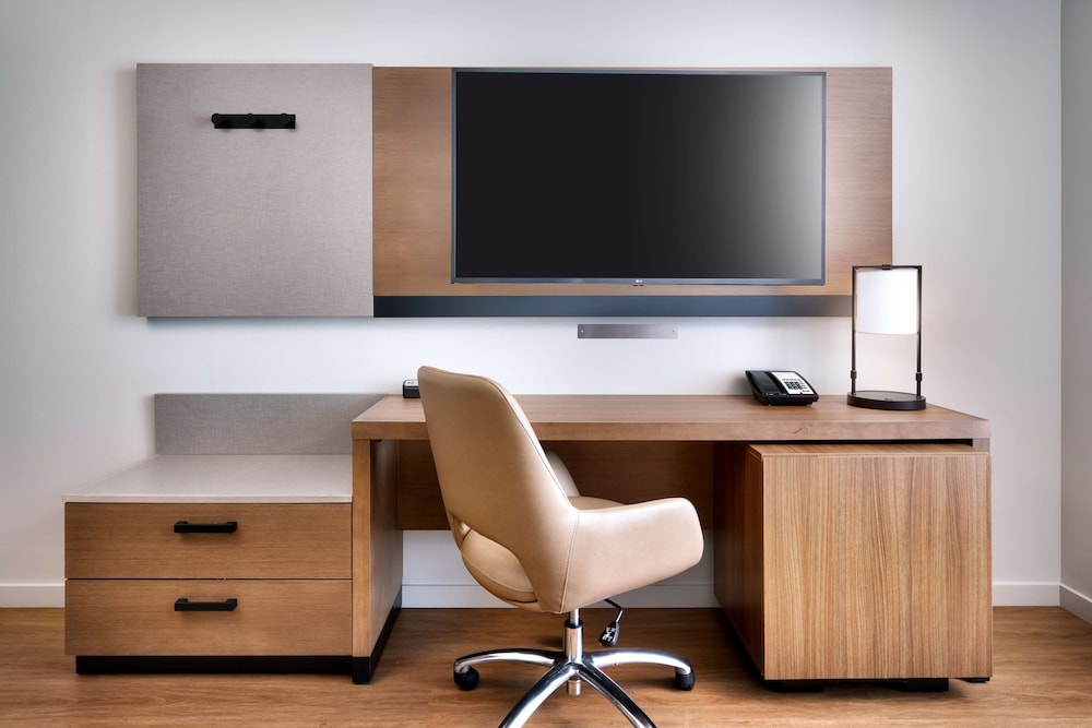Hyatt Place Fayetteville/Springdale 28/33