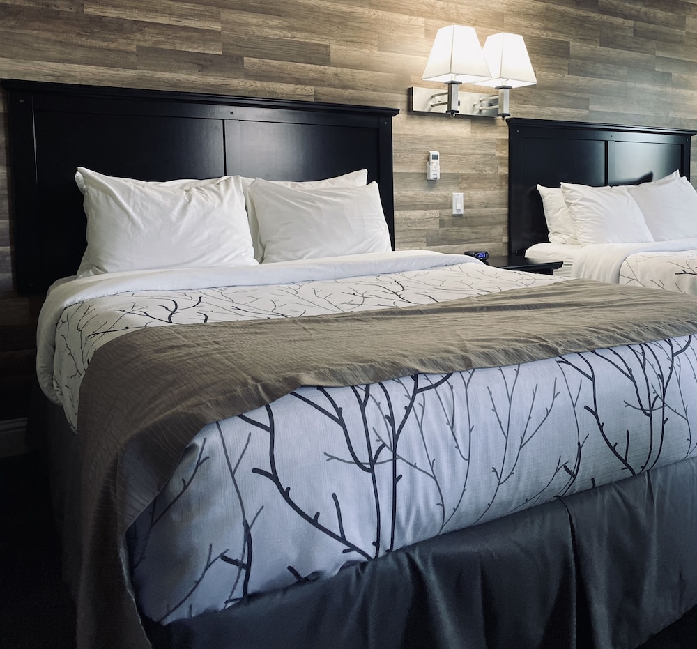 Salida Inn & Monarch Suites 44/78