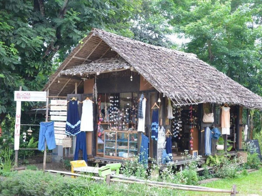 Khun Nai Tern Sai - Adults Only 6/24
