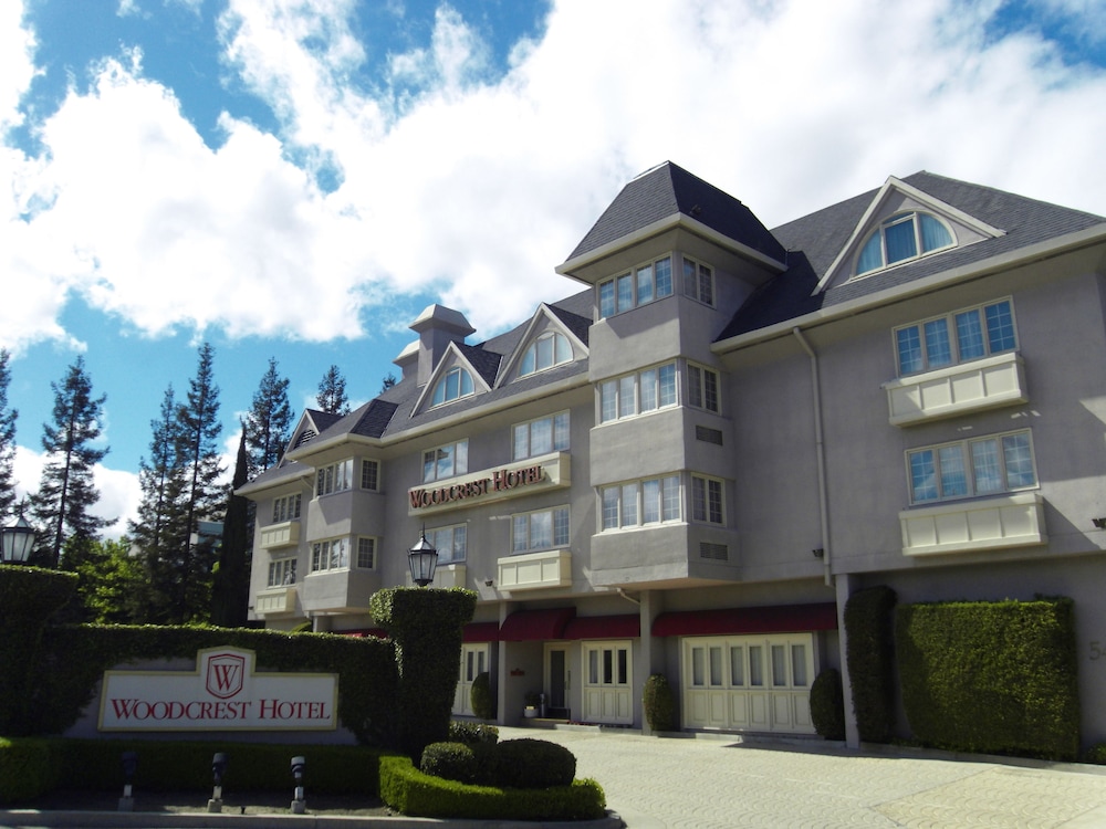 Woodcrest Hotel 1/21