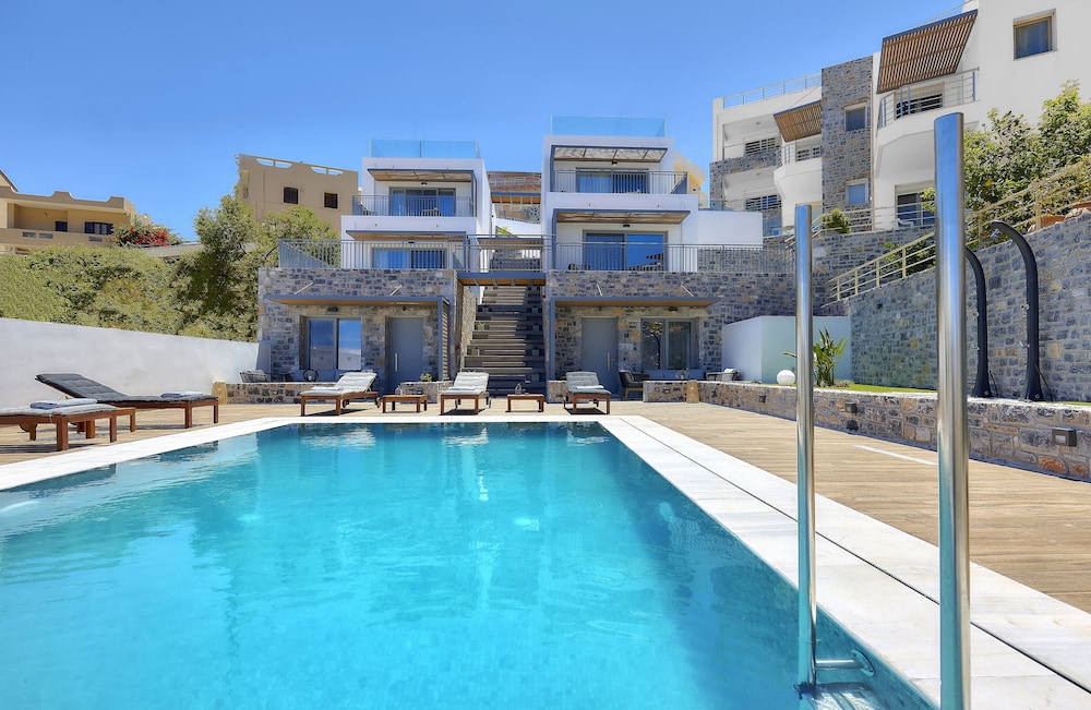 Seascape Luxury Residences - Adults Only 66/71
