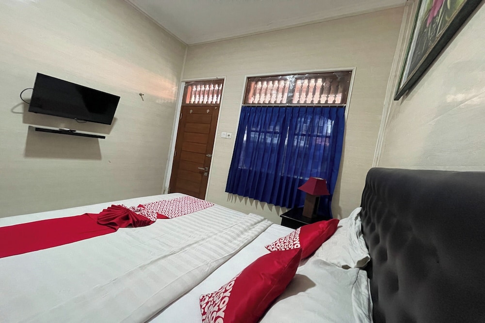 OYO 4003 Ceria Guesthouse Seminyak 22/39