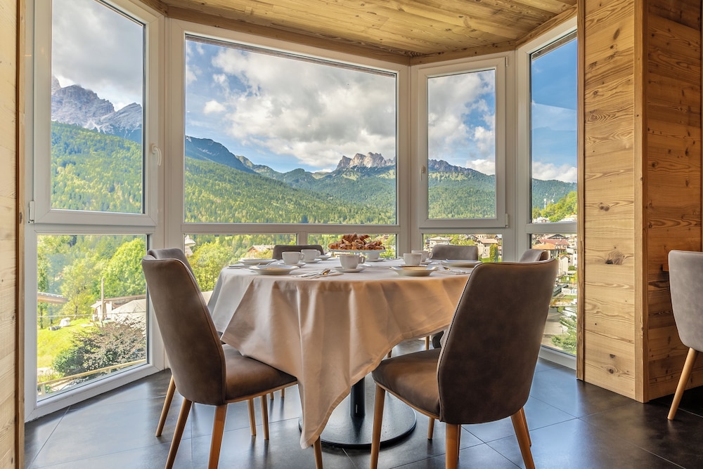 Hotel Antelao Dolomiti Mountain Resort 55/66