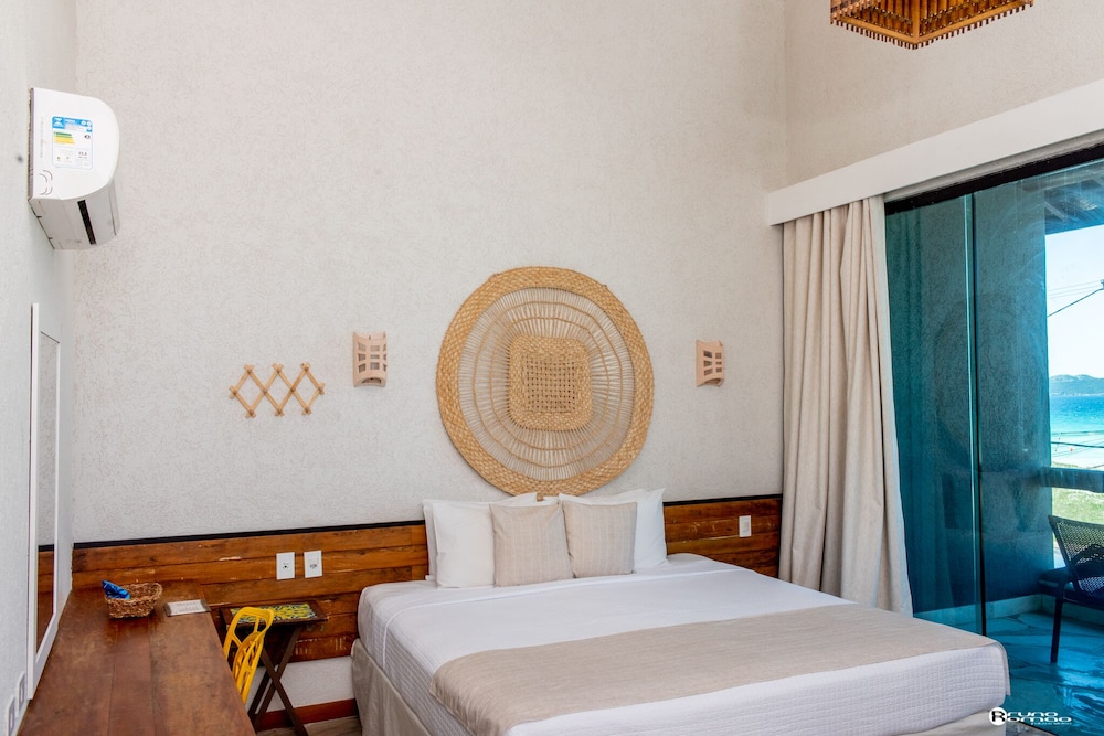 Pier Beach Hotel 20/68