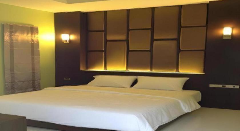 The Sixnature Resort Bangsaen 19/56