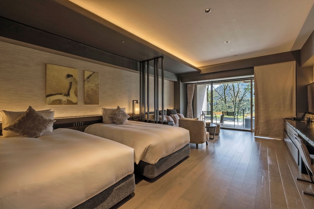 Japanese, Western, Twin Beds, Outdoor Bath, Sofa, West Wing