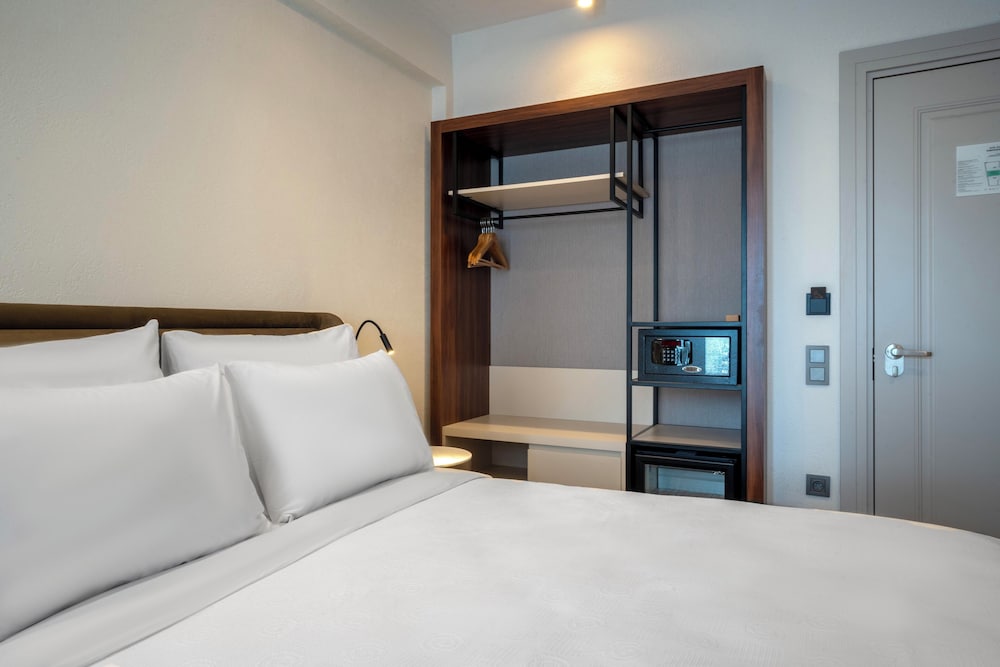 Smart and Simple Hotel Karakoy 17/50