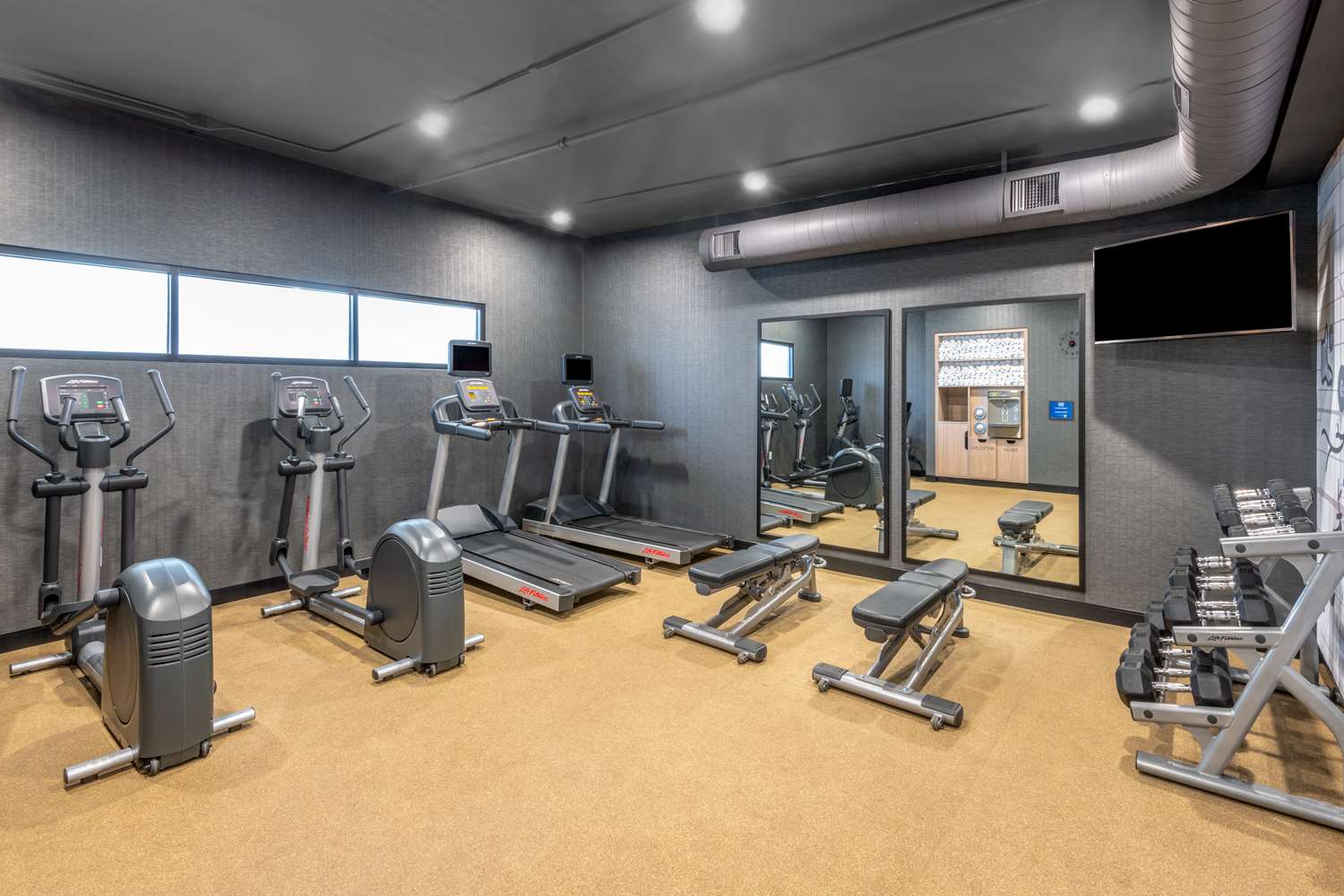 DoubleTree by Hilton Denver Cherry Creek 4/21