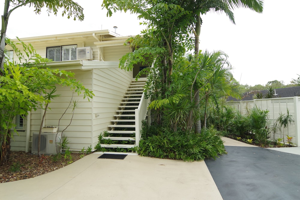 Debbie S Place 63/70