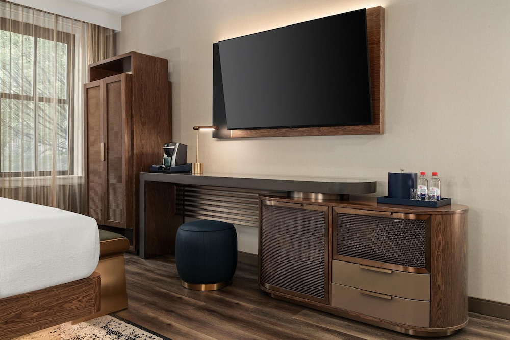 The Berkeley Richmond, Outset Collection by Hilton 59/65