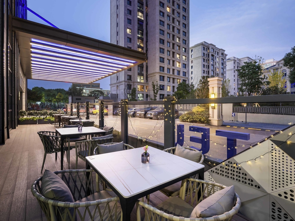 Novotel Shanghai JingAn 28/50
