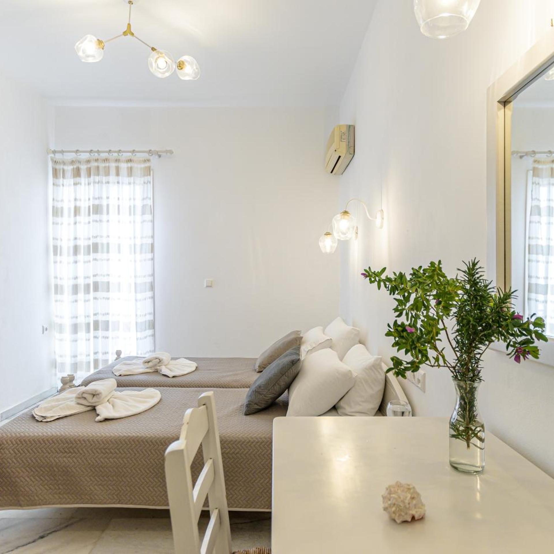 Babis & Katerina Studios 45/71