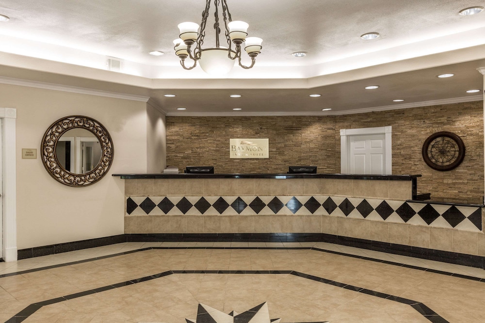 Baymont By Wyndham Galveston 4/30