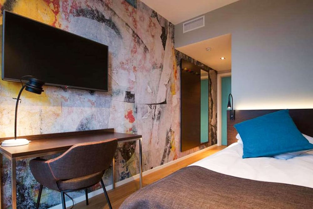 Comfort Hotel Victoria Floro 5/27