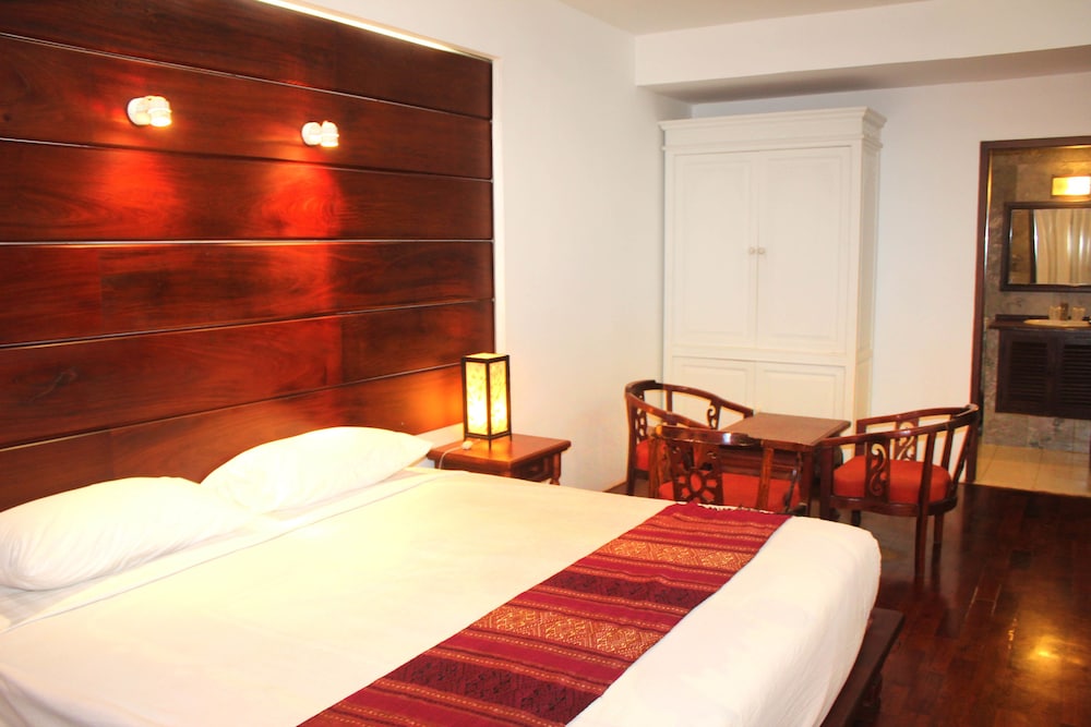 MOUANG LUANG HOTEL 13/47