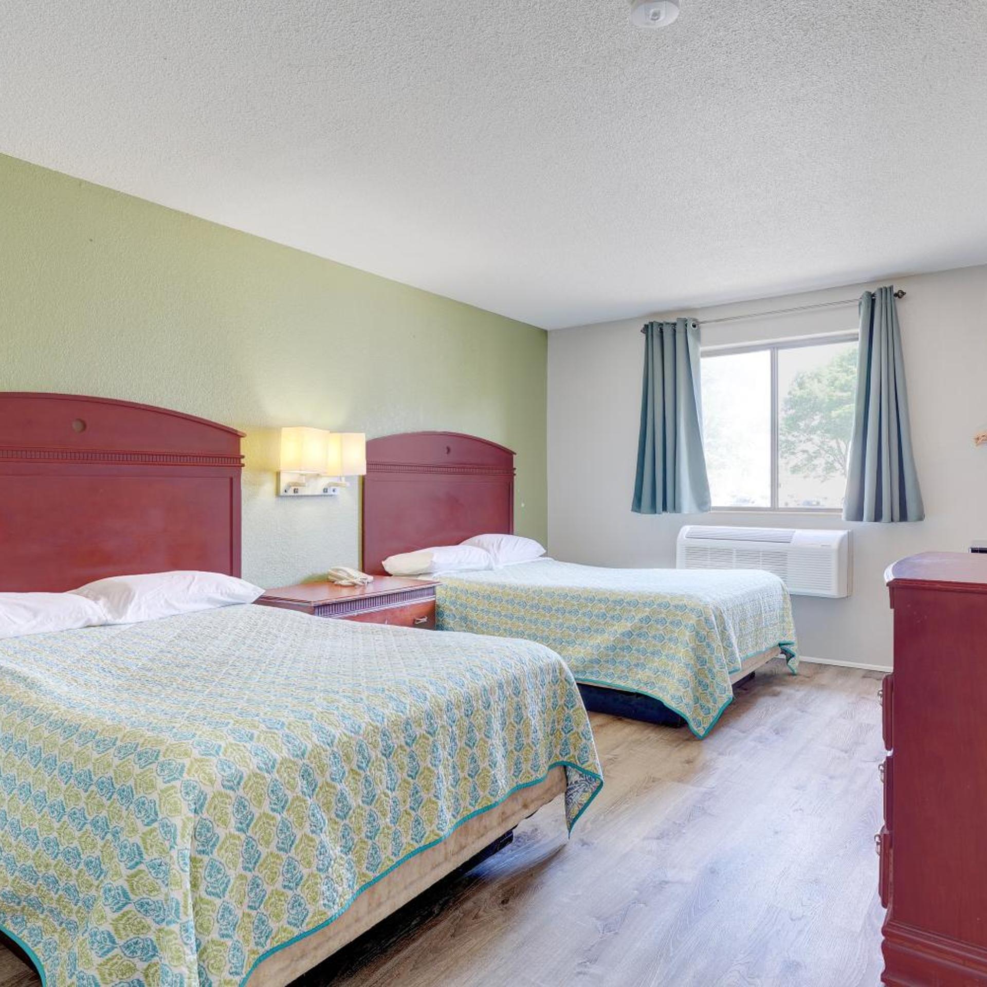Coldwater Inn & Suites near I 69 20/59