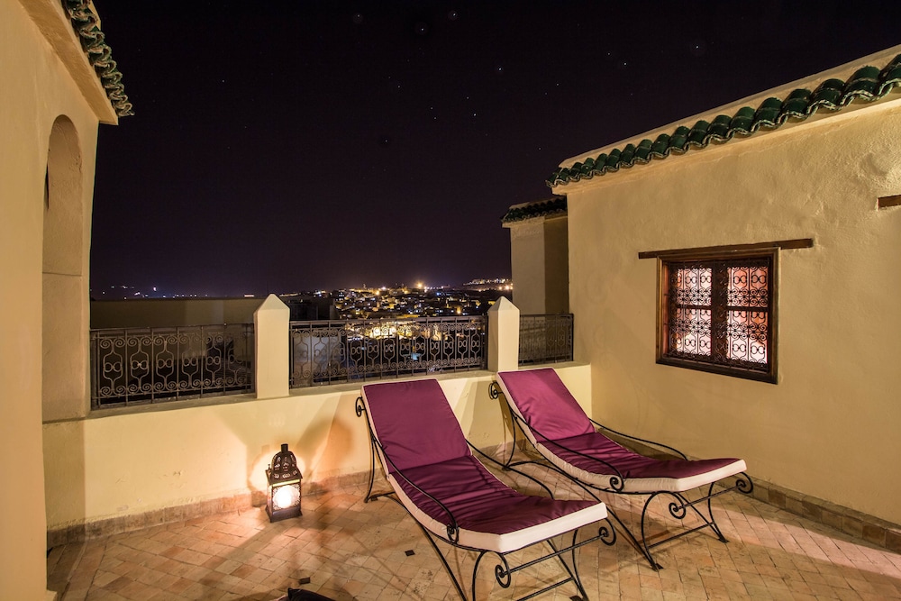 Riad Letchina 25/50