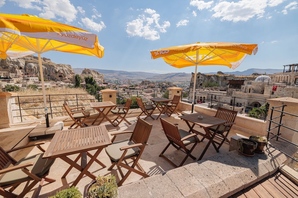 Canyon Cave Hotel 52/69