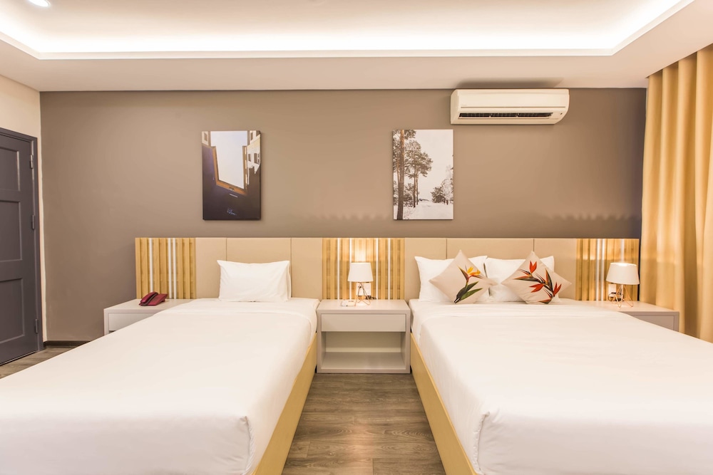 Binh Duong Hotel 19/42