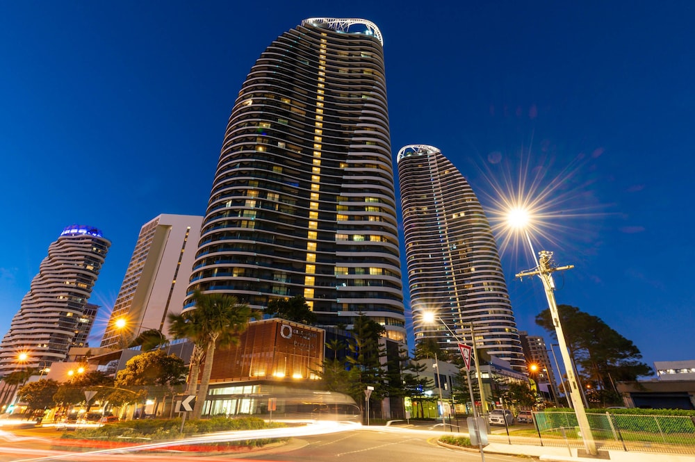 Peppers Broadbeach 3/68