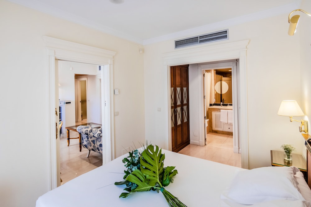 Guadalpin Suites 16/50