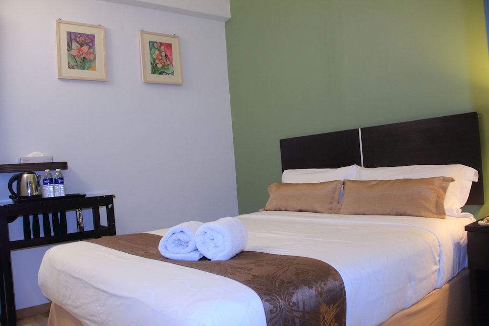 STANDARD, DOUBLE BED