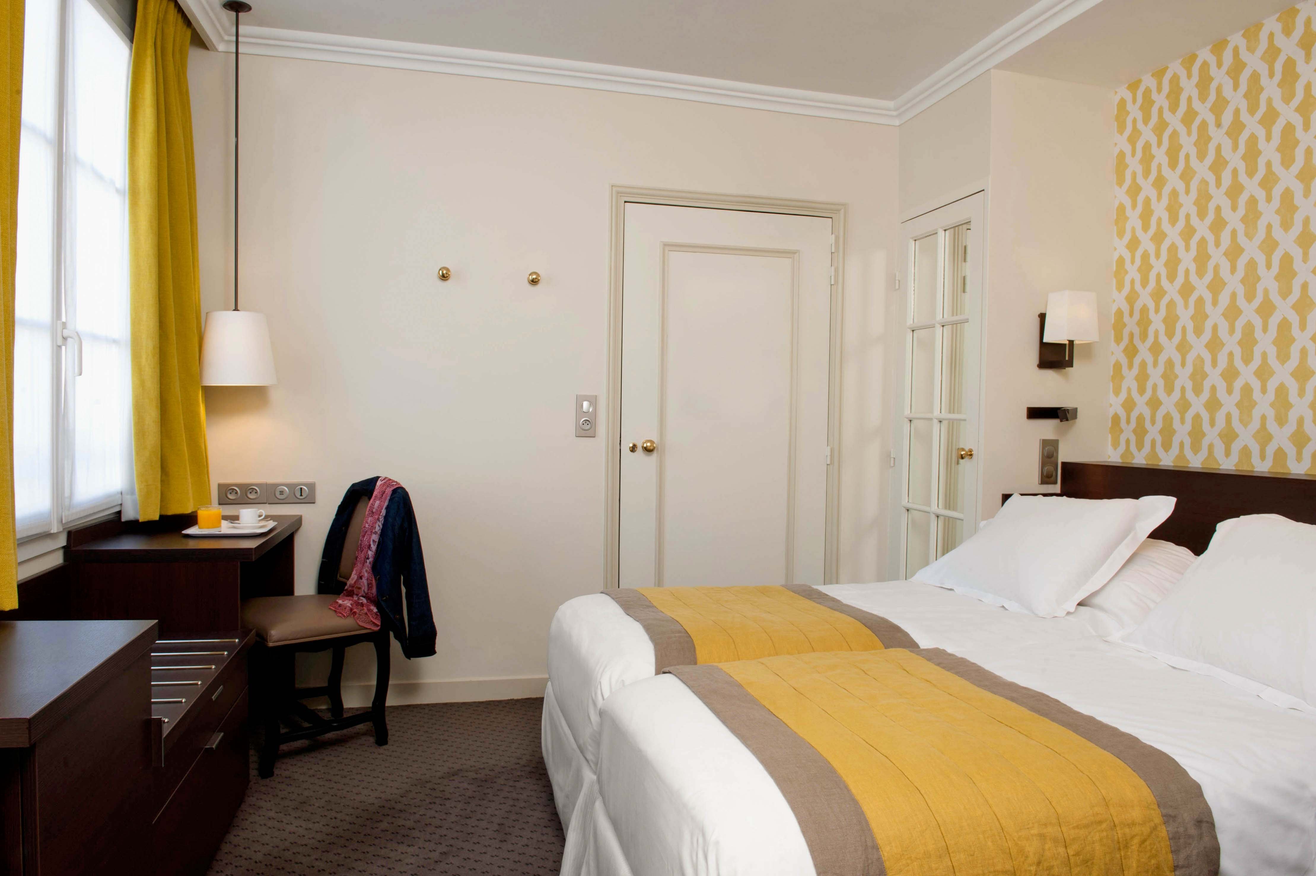Hotel Henri Iv Rive Gauche 11/25