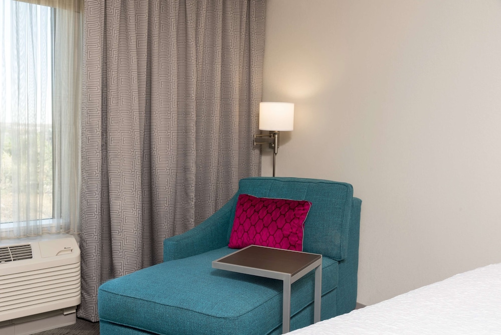 Hampton Inn Suites By Hilton Chicago Schaumburg Il 17/50
