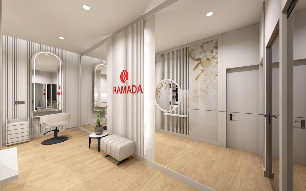 Ramada by Wyndham Zalau 35/57