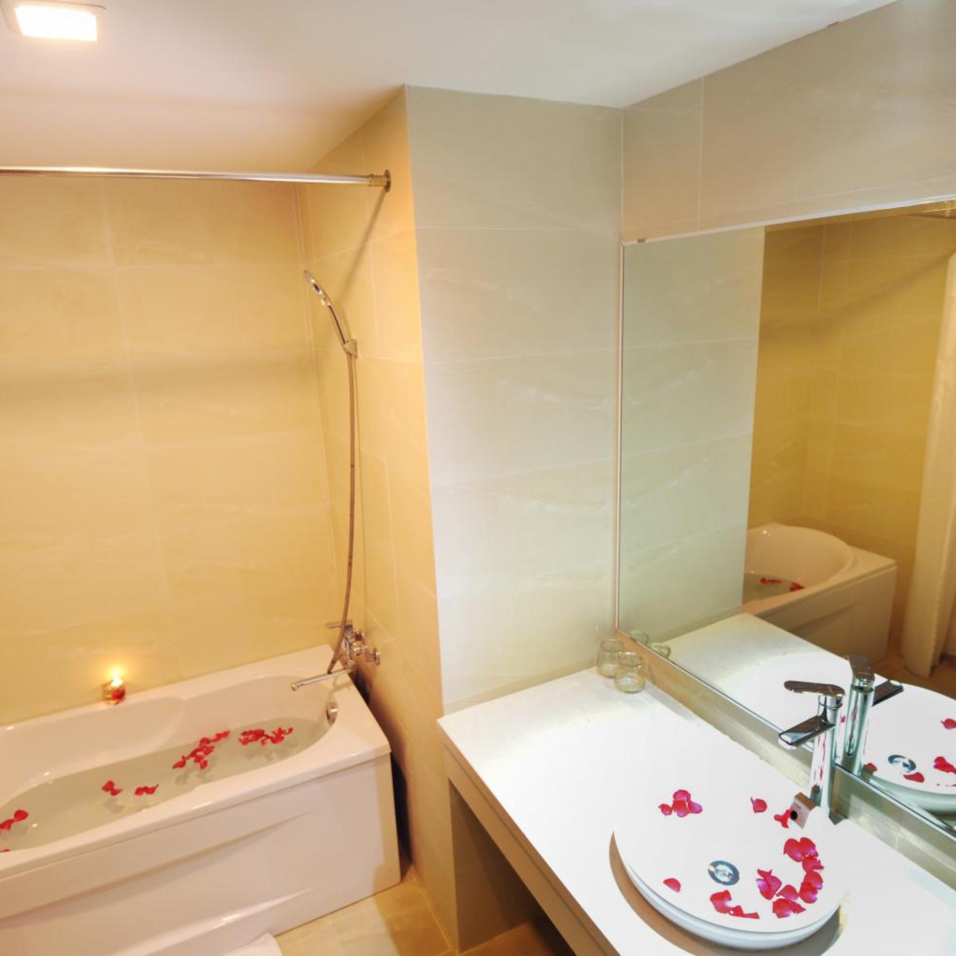 Cuu Long Hotel My Tho 48/50