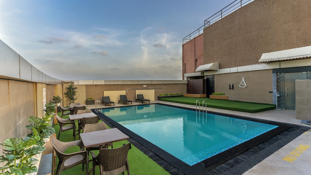 RADISSON UDAIPUR 5/69