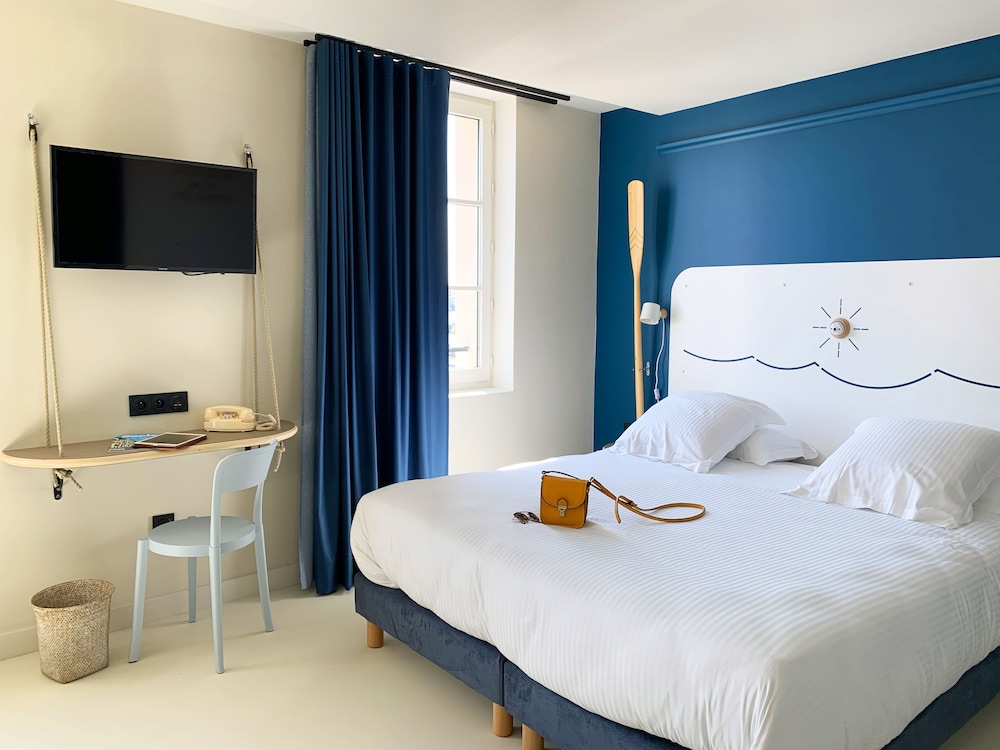 Roof Top, Basic, King Bed