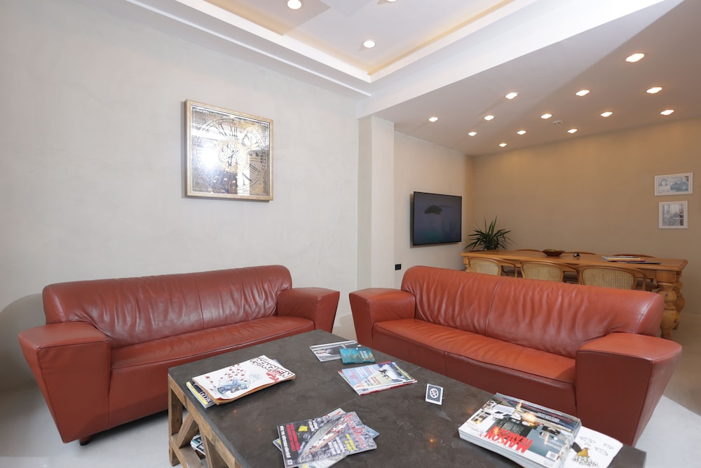 Ertan Hotel Cesme 40/63