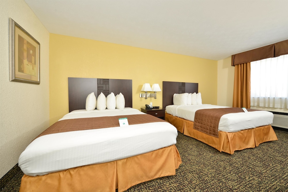 Best Western Inn Elyria 8/26