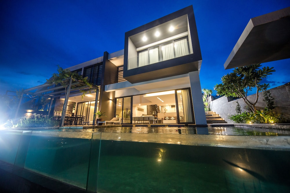 Acqua Villa Nha Trang 1/50