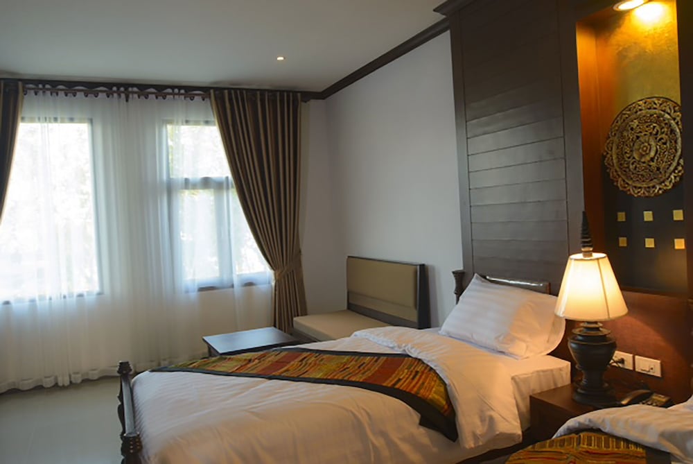SUPERIOR, TWIN BEDS