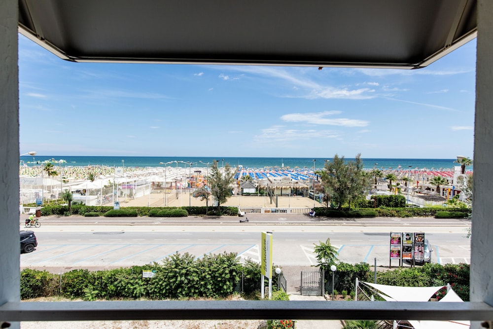Hotel Belvedere Mare in RIMINI