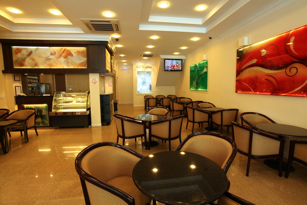 De Galleria Hotel 18/28