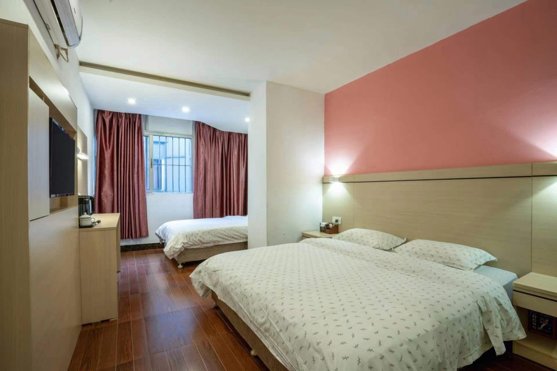 Longxiang Hotel 11/25