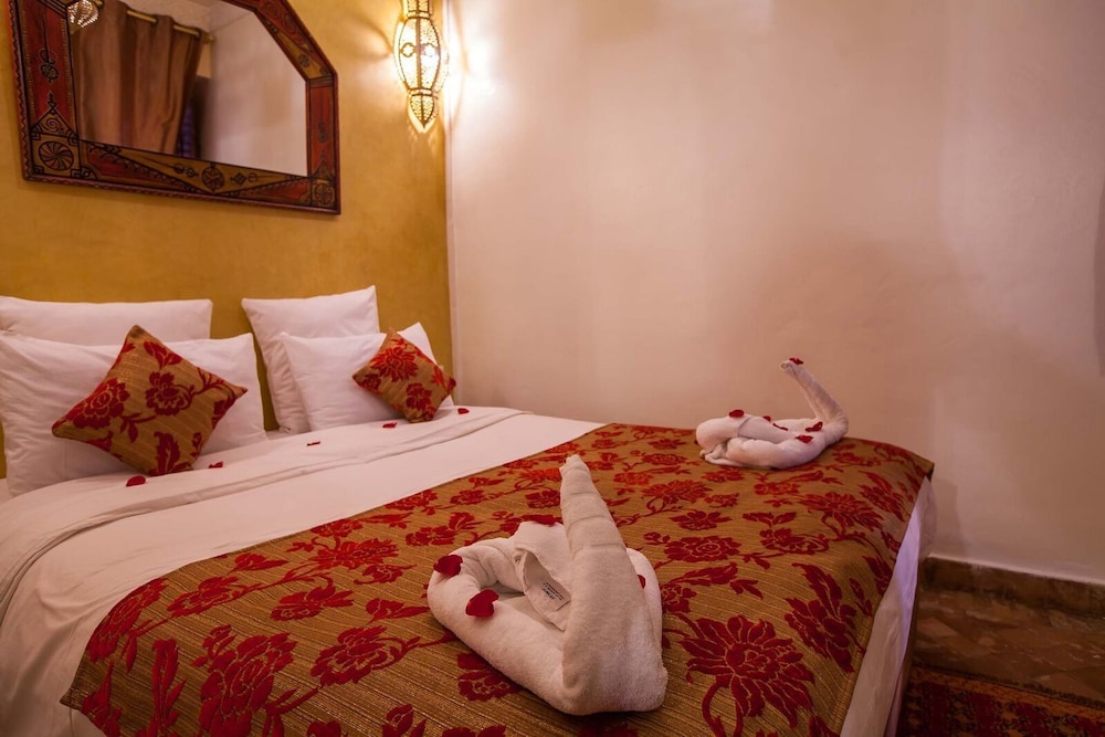 Riad Alaka 8/50