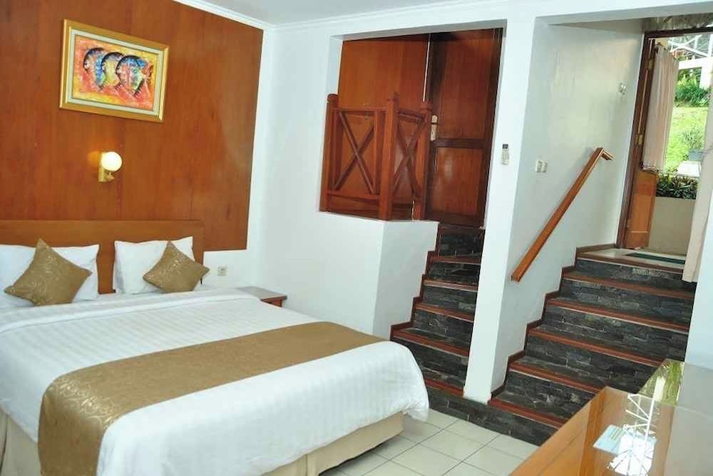 Ahadiat Hotel And Bungalow 11/50