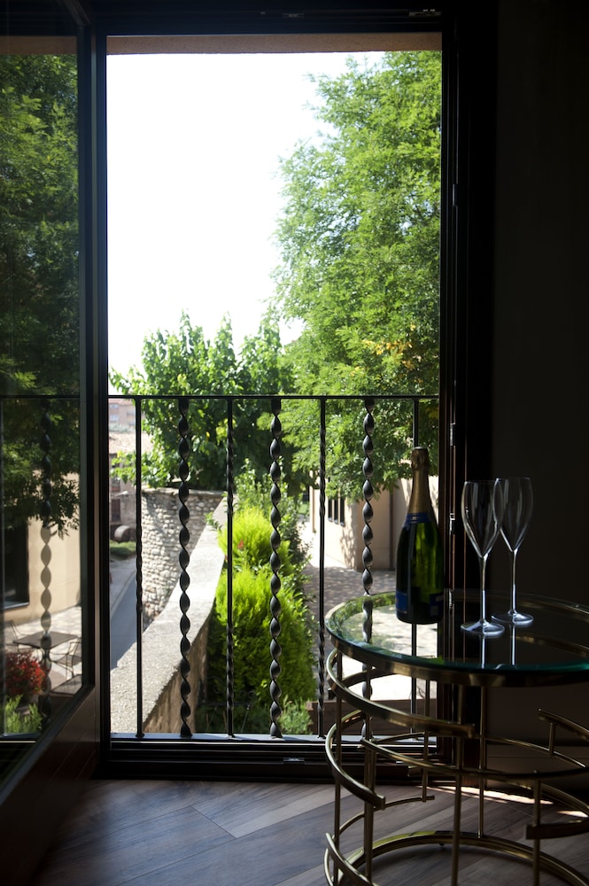 Boutique Les Clarisses 3/67